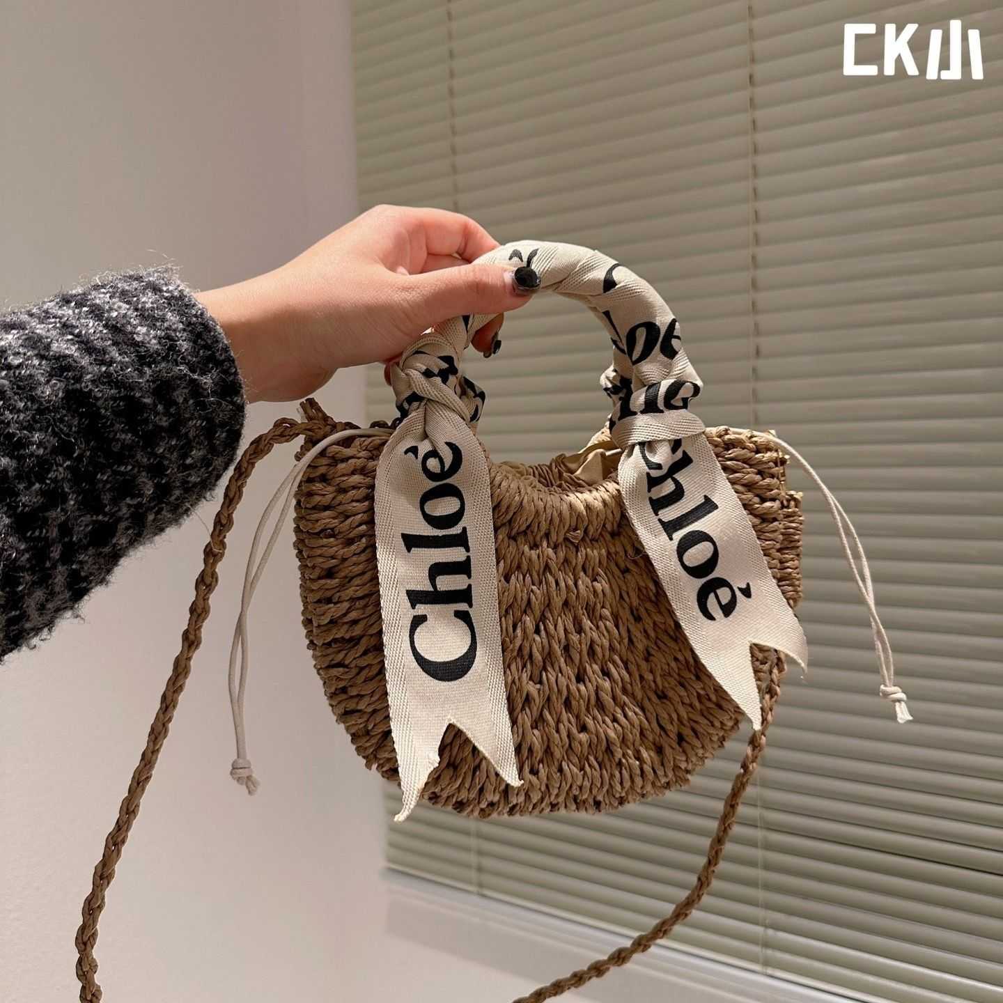 woody Designer Tote Bag One Straw the Portable Same Cabbage Basket Model Shoulder This Underarm New Satchel P2QM
woody Designer Tote Bag One Straw the Portable Same Cabbage Basket Model Shoulder This Underarm New Satchel P2QM