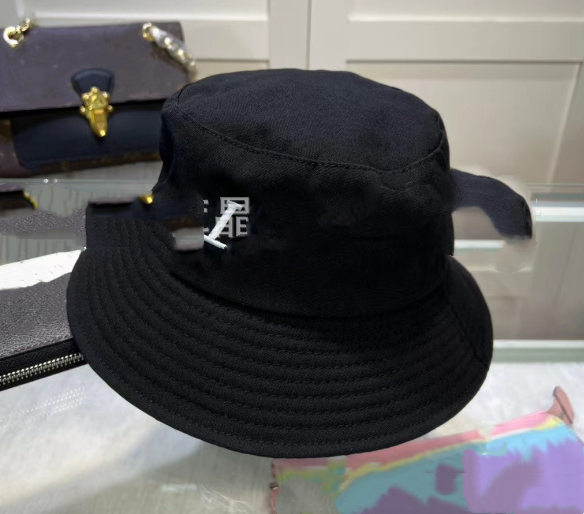 European and American Designer Letter Bucket Hat Four Seasons Front and Rear Machine Embroidery Bucket Hats Men and Women Simple and Stylish Personality Bucket Hat, Aspic
European and American Designer Letter Bucket Hat Four Seasons Front and Rear Machine Embroidery Bucket Hats Men and Women Simple and Stylish Personality Bucket Hat, Aspic