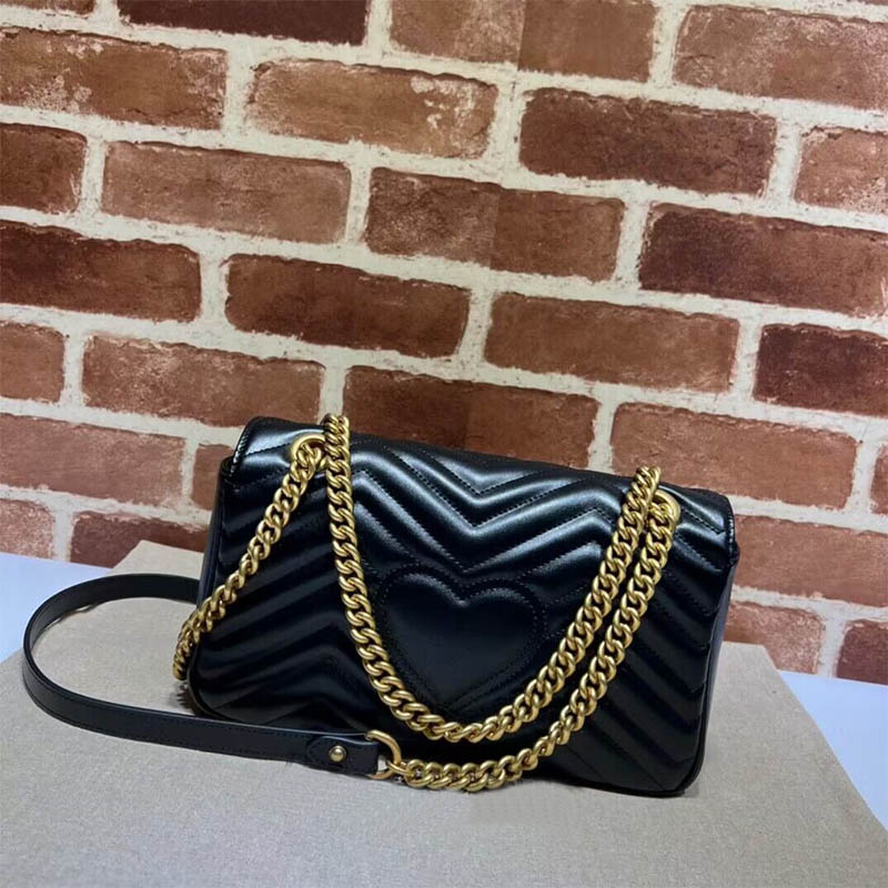 Genuine leather Flap Shoulder Bags Chevron quilted Top Grade Leather Bag with Chain Women's Handbags Purses, Red
Genuine leather Flap Shoulder Bags Chevron quilted Top Grade Leather Bag with Chain Women's Handbags Purses, Red