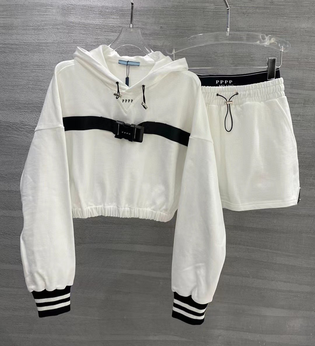Women' dress designer tracksuits spring summer lady casual suit fashion breathable hooded sweater luxury pants skirt two-piece set, Make up for price
Women' dress designer tracksuits spring summer lady casual suit fashion breathable hooded sweater luxury pants skirt two-piece set, Make up for price