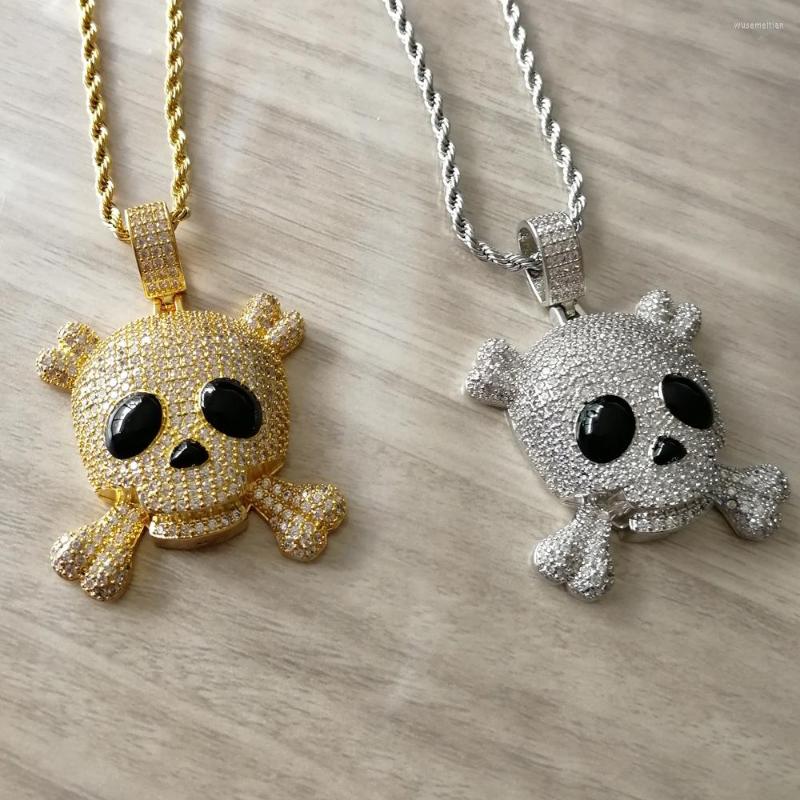 Pendant Necklaces Men's Skull Iced Out Necklace Cubic Zirconia Hip Hop Rock Jewelry With Twist Chain
Pendant Necklaces Men's Skull Iced Out Necklace Cubic Zirconia Hip Hop Rock Jewelry With Twist Chain