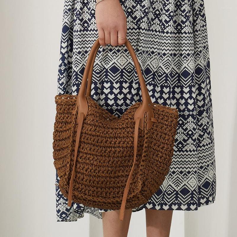 Evening Bags 2023 Summer Vintage Style Women Handbag Straw Beach Shoulder Purse Casual Holiday Tote Bolso Mujer Luxury Designer, Black
Evening Bags 2023 Summer Vintage Style Women Handbag Straw Beach Shoulder Purse Casual Holiday Tote Bolso Mujer Luxury Designer, Black