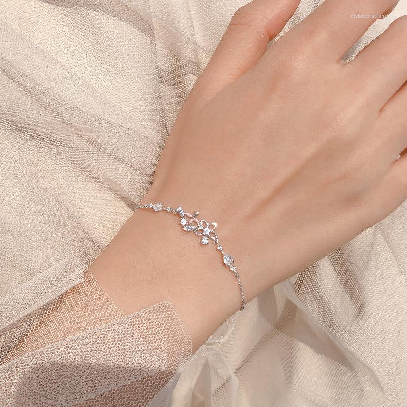 Charm Bracelets Fashion Korean Link Chain Crystal Flower Bracelet &Bangle For Women Wedding Jewelry SL113
Charm Bracelets Fashion Korean Link Chain Crystal Flower Bracelet &Bangle For Women Wedding Jewelry SL113