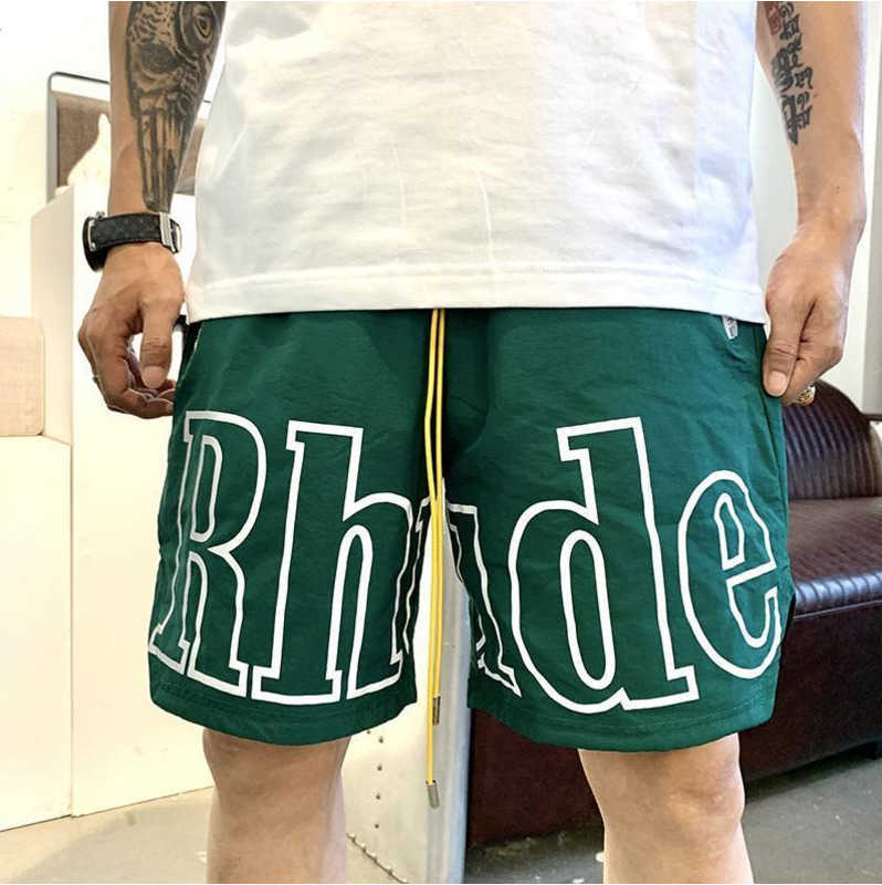 RH Designer men limited rhude shorts summer swim short knee length hip hop high street sports training beach pants mens elastic waist Mesh
RH Designer men limited rhude shorts summer swim short knee length hip hop high street sports training beach pants mens elastic waist Mesh
