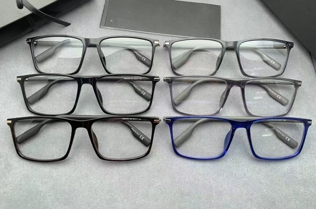 NEW Sunglasses Frames 710 clip on glasses with Polarized lens Brown e710 plank frame frames men and women myopia eyeglasses
NEW Sunglasses Frames 710 clip on glasses with Polarized lens Brown e710 plank frame frames men and women myopia eyeglasses