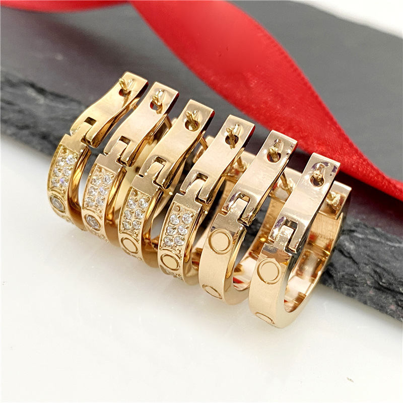 Hip hop titanium stud earrings diamond for women love earrings with CZ jewelry trendy silver gold rose color hoop earring high polished Thanksgiving Day gift
Hip hop titanium stud earrings diamond for women love earrings with CZ jewelry trendy silver gold rose color hoop earring high polished Thanksgiving Day gift