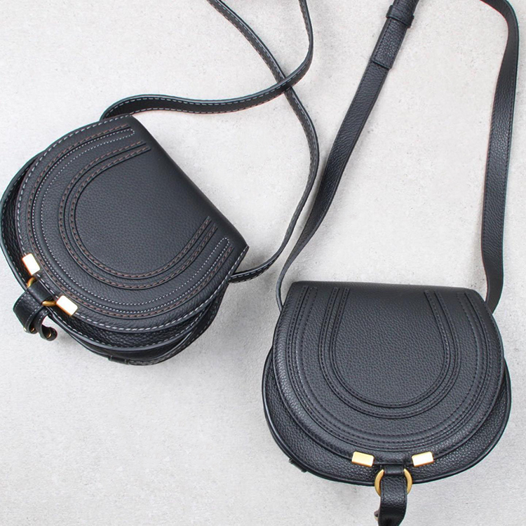 Mini fashion Bag Women's marcie small crossbody saddl envelope Clutch Flap mens wallets famous handbag cowhide leather Luxurys Designers classic retro men bottega
Mini fashion Bag Women's marcie small crossbody saddl envelope Clutch Flap mens wallets famous handbag cowhide leather Luxurys Designers classic retro men bottega