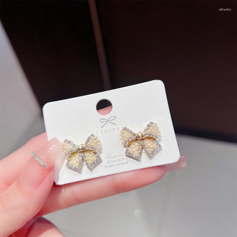 Stud Earrings Trendy Women Bow Pearl Simple Fashion Elegant Earring Female Rhinestone Temperament Jewelry 
Stud Earrings Trendy Women Bow Pearl Simple Fashion Elegant Earring Female Rhinestone Temperament Jewelry