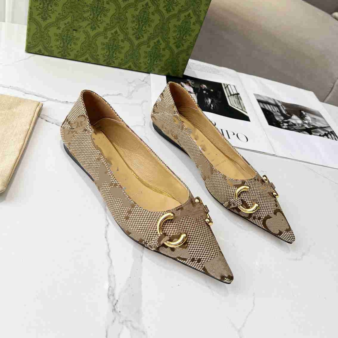 Designer Women's Pointed Toe Dress Shoes Sexy GGity Stiletto Sandals Leather Workplace Workwear Banquet Luxury Pumps Catwalk Shoes g5
Designer Women's Pointed Toe Dress Shoes Sexy GGity Stiletto Sandals Leather Workplace Workwear Banquet Luxury Pumps Catwalk Shoes g5