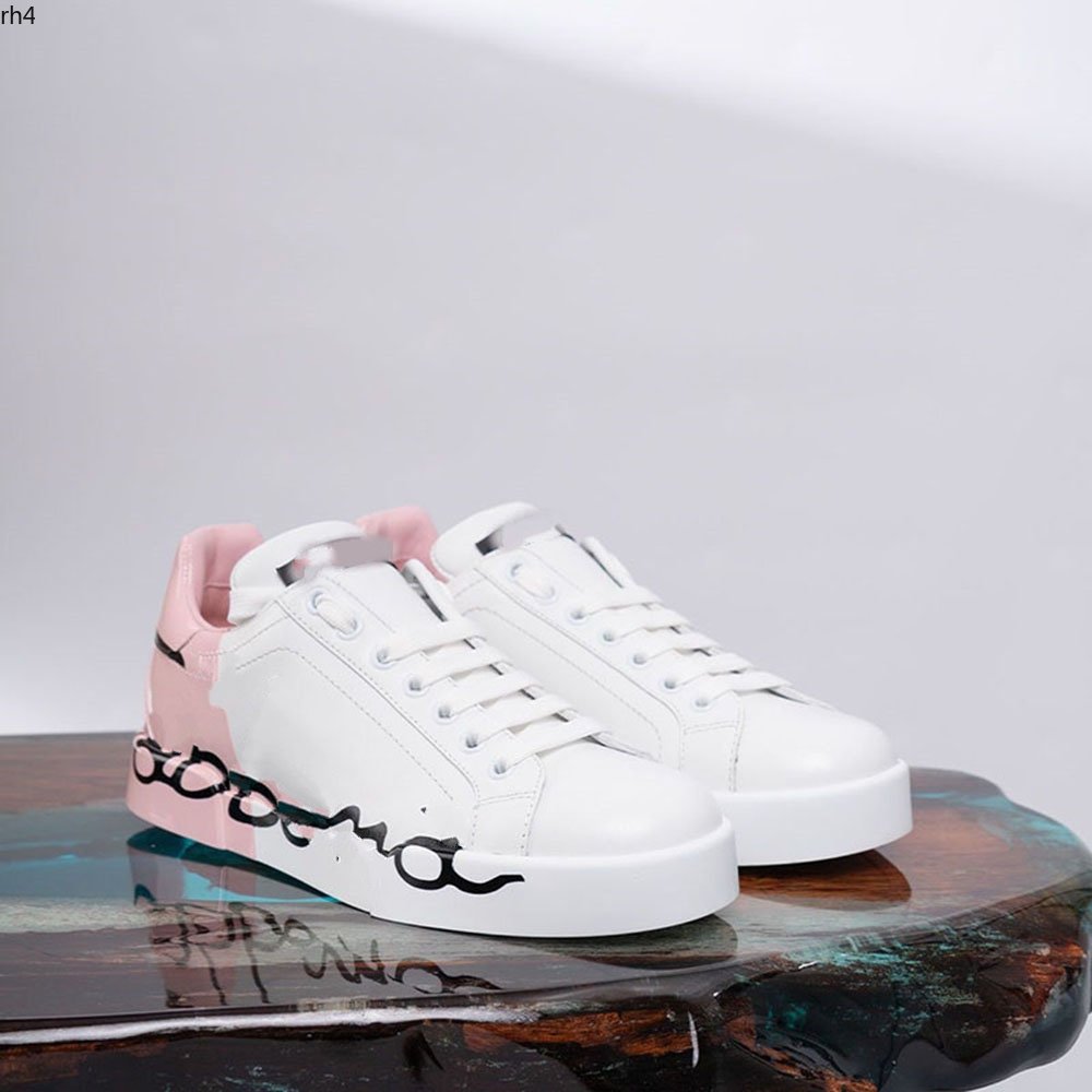 Fashion Best Top Quality real leather Handmade Multicolor Gradient Technical sneakers men women famous shoes Trainers size35-45 kmjkl rh4000001
Fashion Best Top Quality real leather Handmade Multicolor Gradient Technical sneakers men women famous shoes Trainers size35-45 kmjkl rh4000001