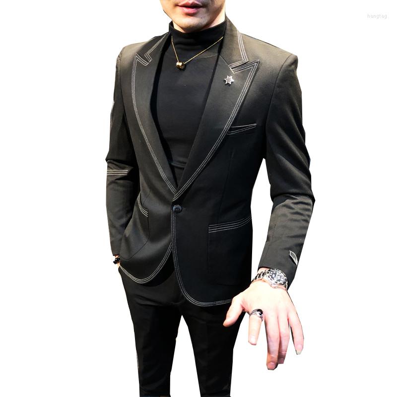 Men's Suits Spring And Autumn Men Blazer Jacket British Style Personality Plaid Small Suit Youth Fashion Casual Single Coat, Black
Men's Suits Spring And Autumn Men Blazer Jacket British Style Personality Plaid Small Suit Youth Fashion Casual Single Coat, Black