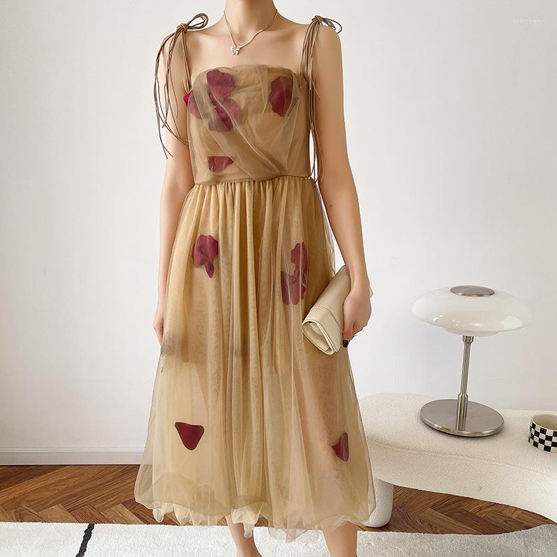 Casual Dresses Women's 2023 Female Slash Neck Dress Fashion Flower Decorate Fairy Vestidos Women Elegant Gauze Princess Beach Puff, Short
Casual Dresses Women's 2023 Female Slash Neck Dress Fashion Flower Decorate Fairy Vestidos Women Elegant Gauze Princess Beach Puff, Short