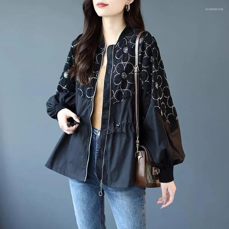 Women's Trench Coats 2023 Spring Autumn Lace Splicing Coat Women Korean Loose Zipper Mid-Long Overcoat Windbreaker Female Tops, Black
Women's Trench Coats 2023 Spring Autumn Lace Splicing Coat Women Korean Loose Zipper Mid-Long Overcoat Windbreaker Female Tops, Black