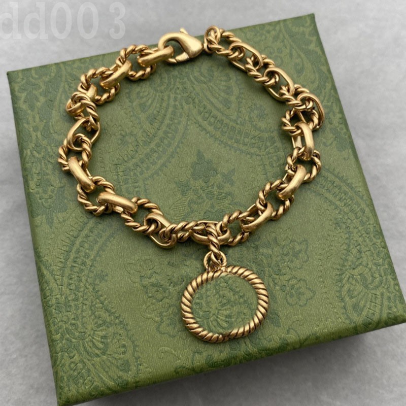Plated gold bracelet women chain designer bracelets plated gold double letter flower tiger pearl classic charm bracelets cjeweler luxury jewelry ZB012 Q2
Plated gold bracelet women chain designer bracelets plated gold double letter flower tiger pearl classic charm bracelets cjeweler luxury jewelry ZB012 Q2