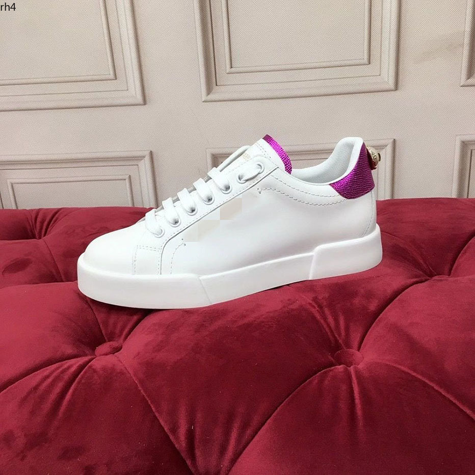 Top Men Women Casual Shoes Designer Bottom Studded Spikes Fashion Insider Sneakers Black Red White Leather Low-top shoes size35-45 mjip rh40000004
Top Men Women Casual Shoes Designer Bottom Studded Spikes Fashion Insider Sneakers Black Red White Leather Low-top shoes size35-45 mjip rh40000004