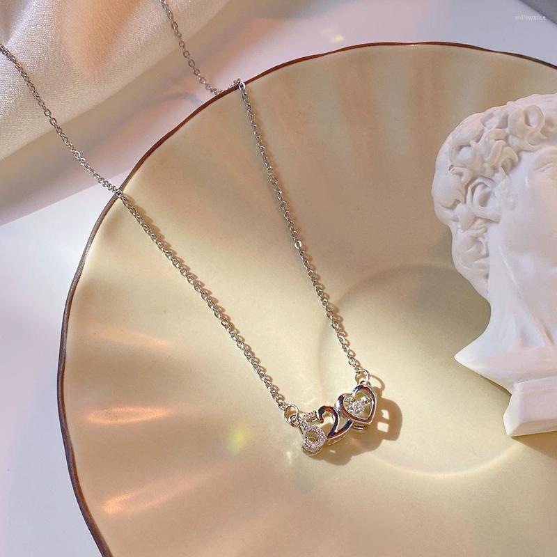 Chains Romantic 520 Pendant Necklace Women's Fashion Titanium Steel Lock Bone Chain Simple And Luxury Jewelry
Chains Romantic 520 Pendant Necklace Women's Fashion Titanium Steel Lock Bone Chain Simple And Luxury Jewelry