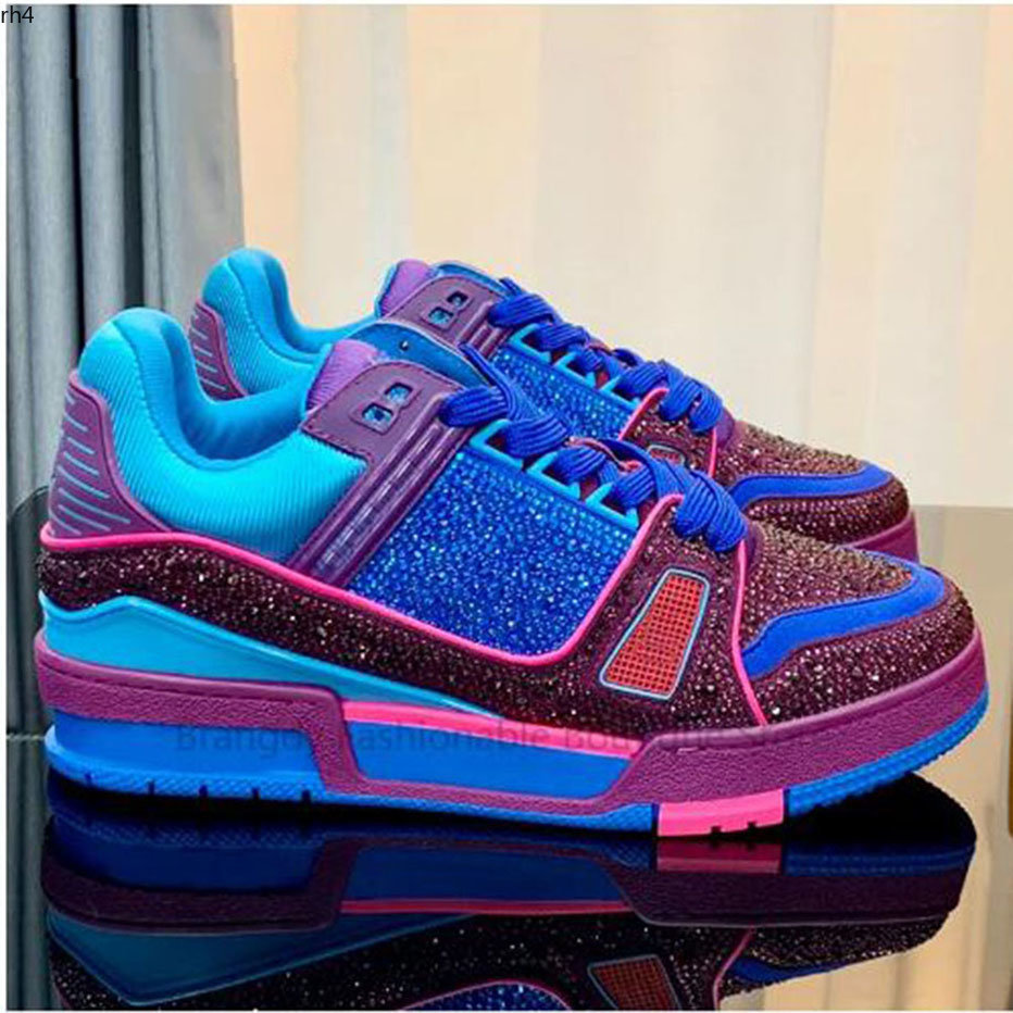 2023 Peacock Purple Thick Men Vulcanized Shoes Round Toe Shiny Rivet Lace-up Sneakers Women Casual Club Trainers Unisex Shoes MKJK rh400002
2023 Peacock Purple Thick Men Vulcanized Shoes Round Toe Shiny Rivet Lace-up Sneakers Women Casual Club Trainers Unisex Shoes MKJK rh400002
