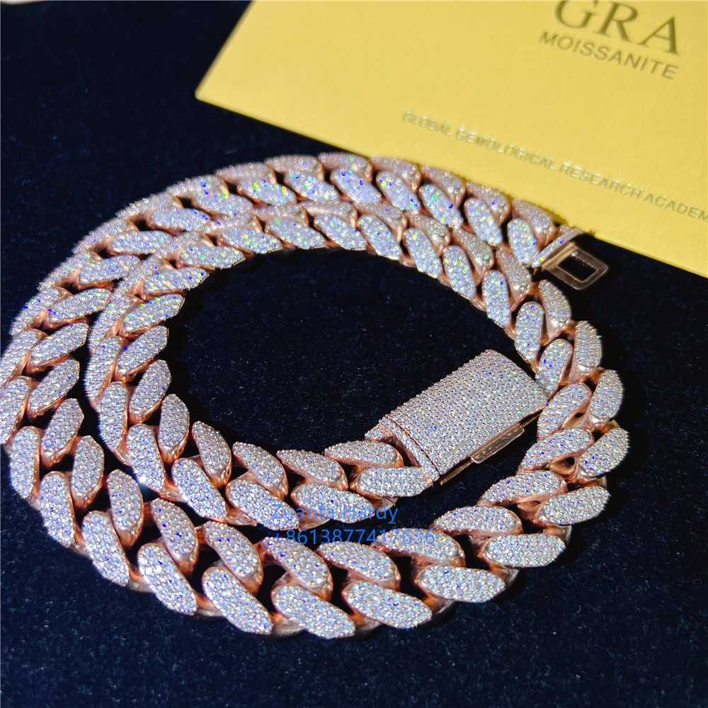 Custom Hip Hop Jewelry Vvs Diamond Iced Out Necklace 18mm Cuban Chain 925 Sterling Silver Cuban Link Moissanite Chain
Custom Hip Hop Jewelry Vvs Diamond Iced Out Necklace 18mm Cuban Chain 925 Sterling Silver Cuban Link Moissanite Chain