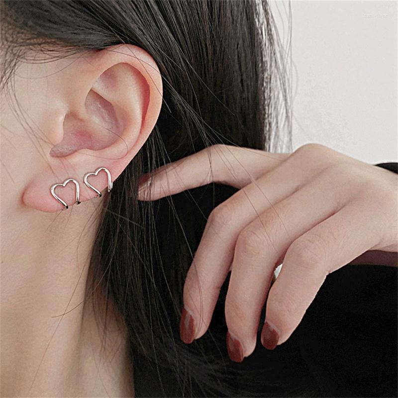 Backs Earrings 2023 Korea Silver Color Metal Geometric Heart Ear Cuff Stackable Simple C-shape Clip For Women Aesthetic Jewelry
Backs Earrings 2023 Korea Silver Color Metal Geometric Heart Ear Cuff Stackable Simple C-shape Clip For Women Aesthetic Jewelry