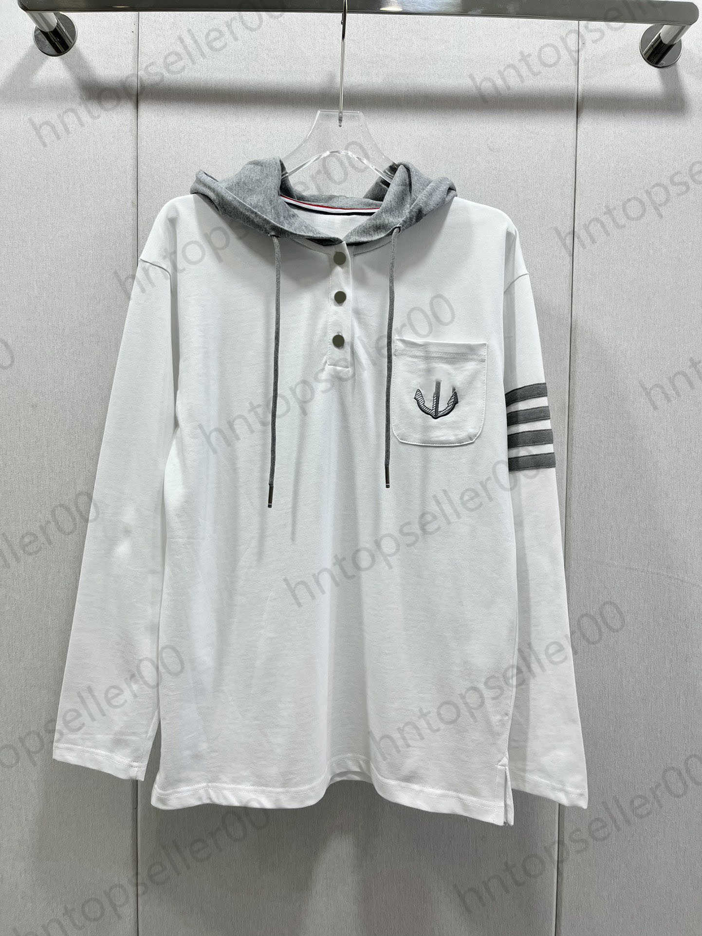 Womens Designer Blouse White Fashion Loose Casual Simple Retro Sports Hooded Long-sleeved Blouse Double-strand Fine Cotton Plate Binding Classic Stripe Print
Womens Designer Blouse White Fashion Loose Casual Simple Retro Sports Hooded Long-sleeved Blouse Double-strand Fine Cotton Plate Binding Classic Stripe Print