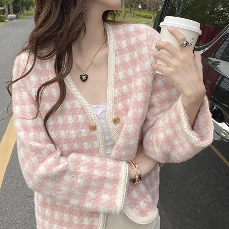 Women's T Shirts Mink Velvet Small Fragrant Wind Sweater Women's Coat 2023 Autumn Knitted Cardigan Top Women, Black
Women's T Shirts Mink Velvet Small Fragrant Wind Sweater Women's Coat 2023 Autumn Knitted Cardigan Top Women, Black