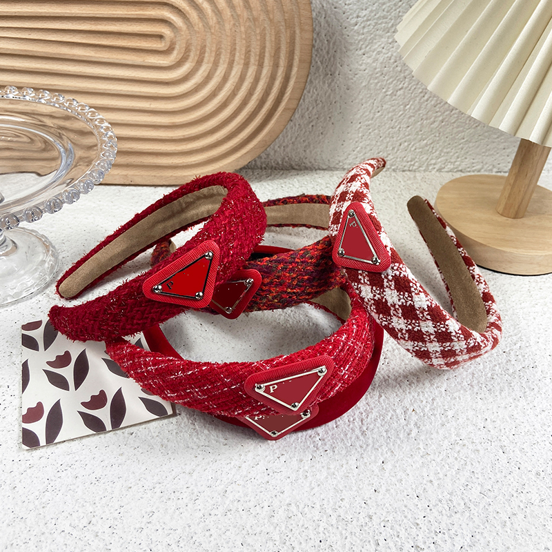 Classical Retro Luxury Designer Headbands Cute Hair bands For Women Girl Brand Elastic Headband Casual Fashion Headband Head Wrap High Quality Jewelry
Classical Retro Luxury Designer Headbands Cute Hair bands For Women Girl Brand Elastic Headband Casual Fashion Headband Head Wrap High Quality Jewelry