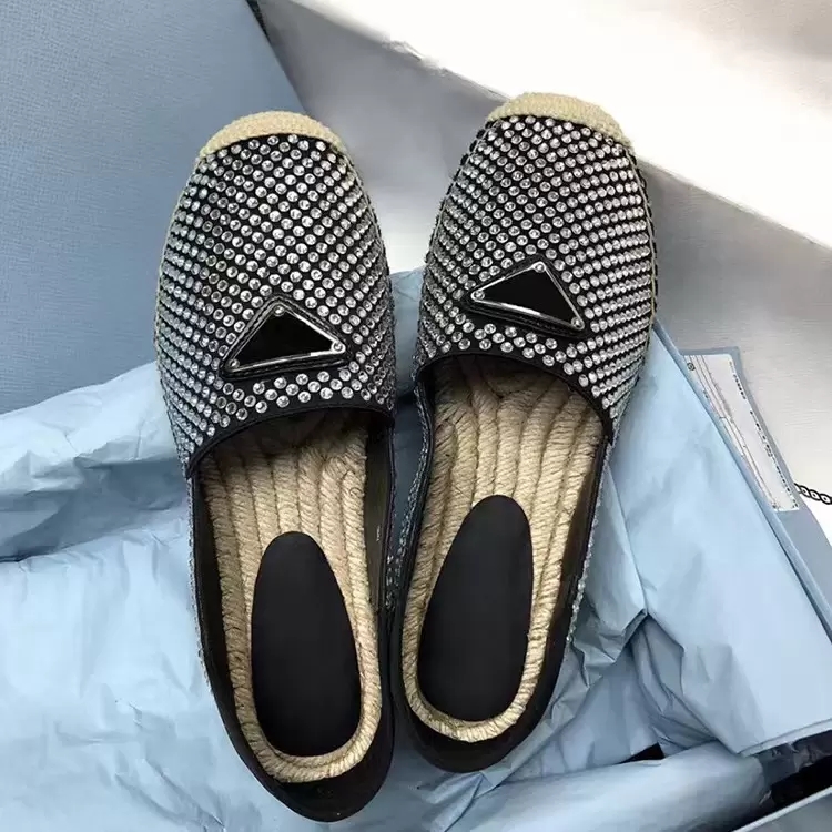 100% leather designer shoes luxury Dress womens loafers laid-back classic soles comfortable trainers Fisherman crystal fashion set of mouth flat 35-42 with box
100% leather designer shoes luxury Dress womens loafers laid-back classic soles comfortable trainers Fisherman crystal fashion set of mouth flat 35-42 with box