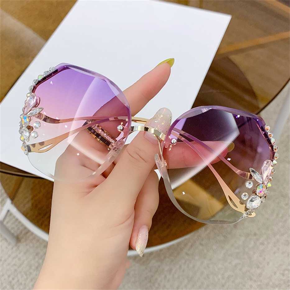 Sunglasses 2023 new New Frameless Trimmed Fashion Big Face Slim Mesh Red Diamond Glasses Korean Edition
Sunglasses 2023 new New Frameless Trimmed Fashion Big Face Slim Mesh Red Diamond Glasses Korean Edition