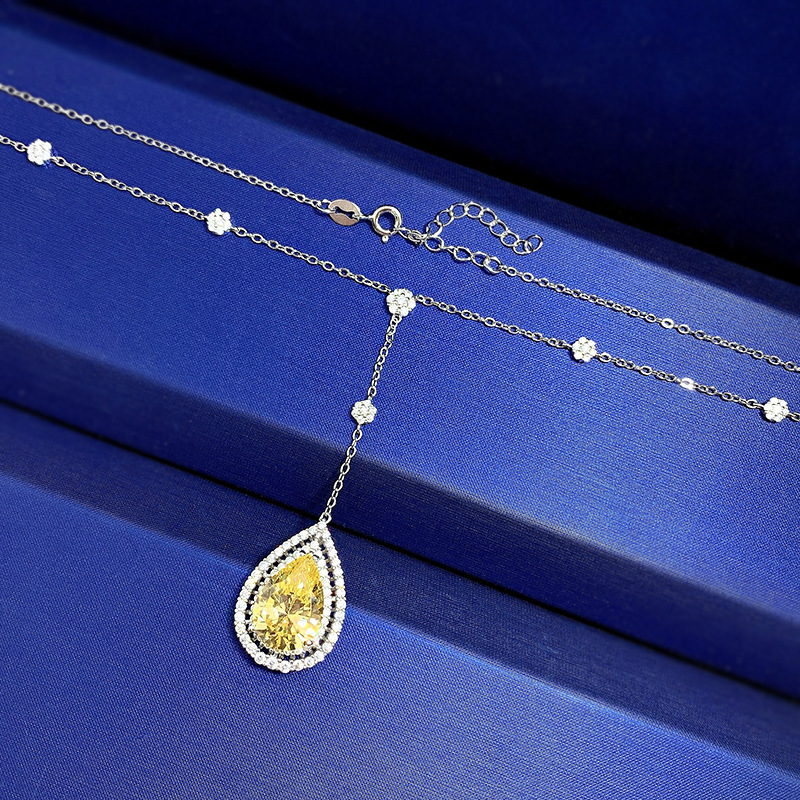 Pear Cut Topaz Diamond Pendant Necklace 925 Sterling Silver Party Wedding Chocker Necklace for Women Bridal Pendant jewelry Gift