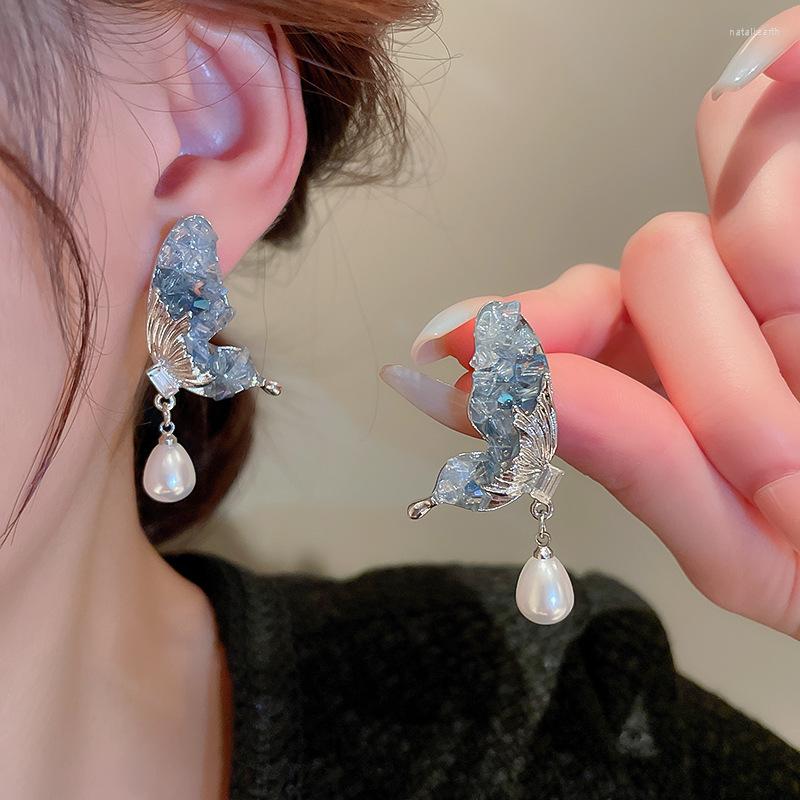 Dangle Earrings Fashion Crystal Drop Luxury Bling Cubic Zirconia Temperament Women High Quality Silver Color Trend Jewelry
Dangle Earrings Fashion Crystal Drop Luxury Bling Cubic Zirconia Temperament Women High Quality Silver Color Trend Jewelry