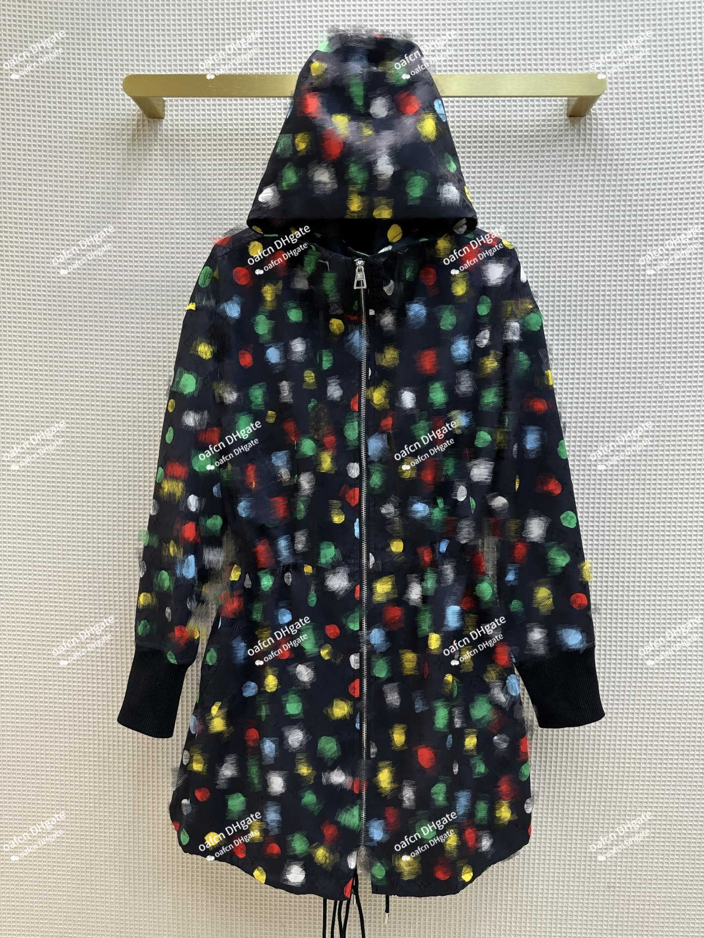 5A men's designer jacket painted polka dot pattern hooded parka jacket wind-proof sun-proof waist waist design casual luxury quality, Multi
5A men's designer jacket painted polka dot pattern hooded parka jacket wind-proof sun-proof waist waist design casual luxury quality, Multi