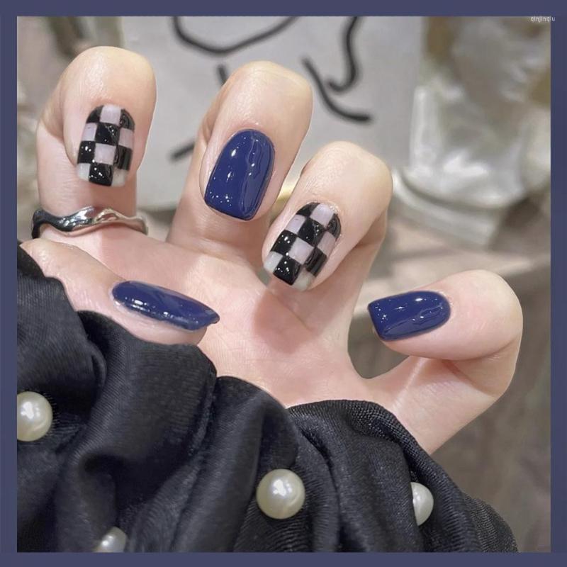 False Nails 24Pcs Short Round Head Nail Detachable Artificial Full Cover Fake Chessboard Design Ballerina Press On Tips, 186
False Nails 24Pcs Short Round Head Nail Detachable Artificial Full Cover Fake Chessboard Design Ballerina Press On Tips, 186