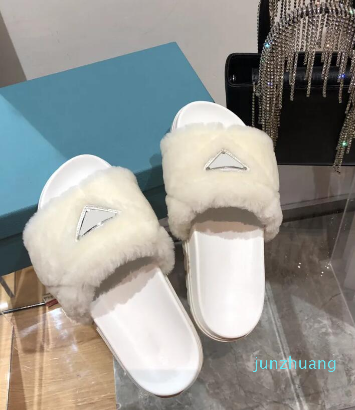 Designer Woman Slippers Fashion Warm 100% wool cotton inverted triangle 44 white shoes Indoor Outdoor Womens Slipper pantoufle designers for Autumn Winter P9-1, Black
Designer Woman Slippers Fashion Warm 100% wool cotton inverted triangle 44 white shoes Indoor Outdoor Womens Slipper pantoufle designers for Autumn Winter P9-1, Black