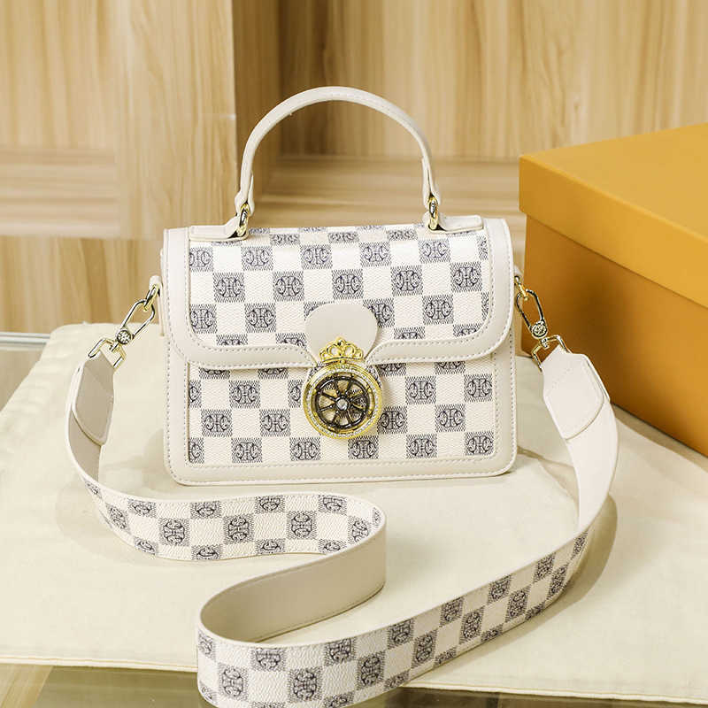 2022 new light luxury brand women's bag handbag women's fashion messenger single shoulder printed messenger bag women, Brown8
2022 new light luxury brand women's bag handbag women's fashion messenger single shoulder printed messenger bag women, Brown8