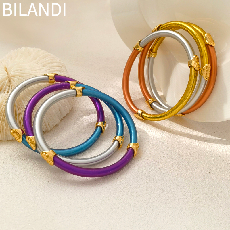 Bangle Bilandi Modern Jewelry Three Tone Colorful Bangle Bracelets Style Glitter Silicone Bracelet For Women Gifts 230313
Bangle Bilandi Modern Jewelry Three Tone Colorful Bangle Bracelets Style Glitter Silicone Bracelet For Women Gifts 230313