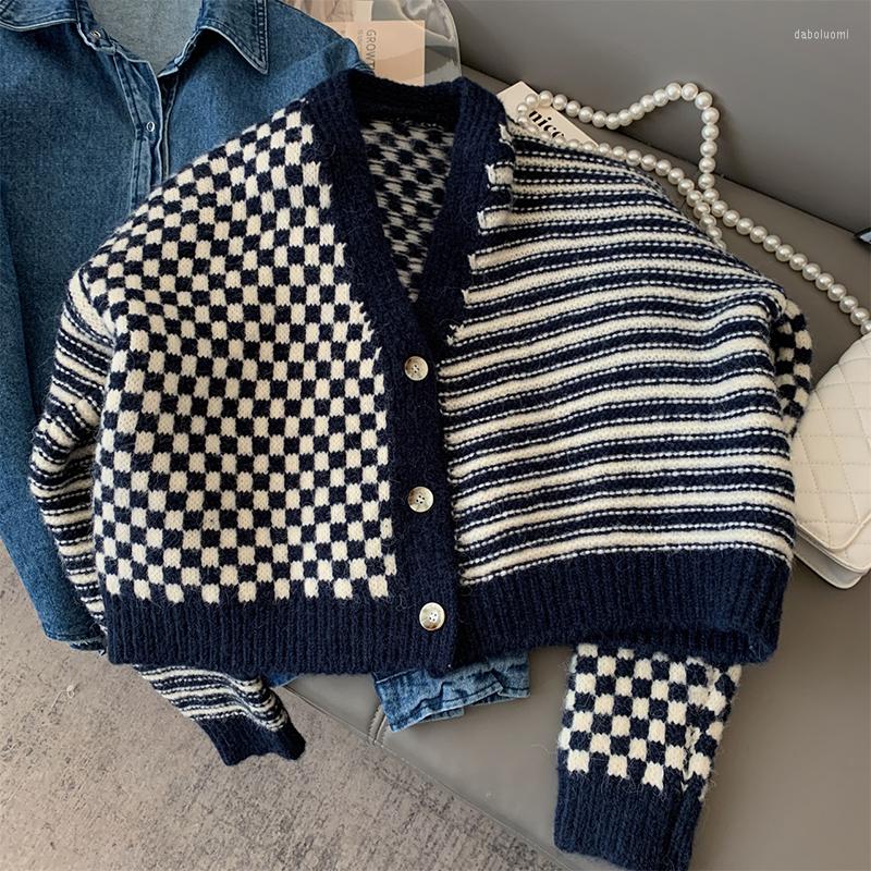 Women' Knits Winter Retro Checkerboard Grid Colorful Striped Knitted Tops Spring Temperament Loose V-neck Bottoming Cardigan Woman Sweaters, Green
Women' Knits Winter Retro Checkerboard Grid Colorful Striped Knitted Tops Spring Temperament Loose V-neck Bottoming Cardigan Woman Sweaters, Green