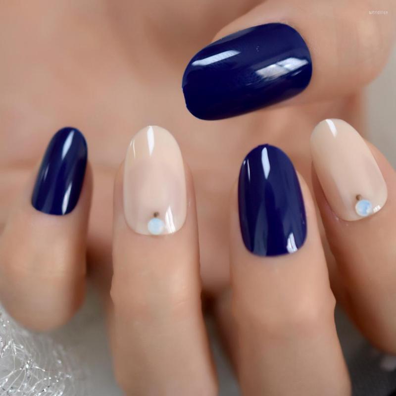 False Nails 28Pcs Oval Fake Dark Blue Gems Deco Short Shiny Nail Tips With Gel Cover French Acrylic Office Wear, L5598
False Nails 28Pcs Oval Fake Dark Blue Gems Deco Short Shiny Nail Tips With Gel Cover French Acrylic Office Wear, L5598