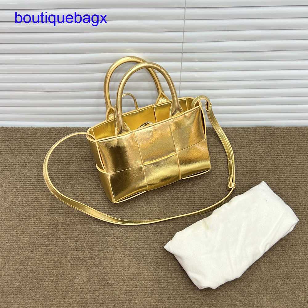 Luxury Bottegss Venetss Arco Evening Bags online store 2023 Fashion Cowhide Women's Leather Woven Portable Basket Mini Tote Should With logo V7H2, Rose pink
Luxury Bottegss Venetss Arco Evening Bags online store 2023 Fashion Cowhide Women's Leather Woven Portable Basket Mini Tote Should With logo V7H2, Rose pink