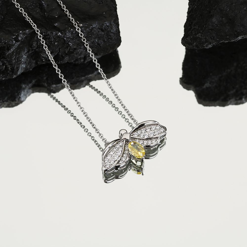 18k gold Plated silver honeybee jewelry women pendant necklaces chain link luxury heart pendant necklace custom Love Top Quality Wedding Party wholesale gifts girl
18k gold Plated silver honeybee jewelry women pendant necklaces chain link luxury heart pendant necklace custom Love Top Quality Wedding Party wholesale gifts girl