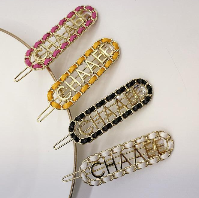 Women Luxury Brand Letter Hair Clip Metal Triangle Designer Barrettes Letters Barrettes Fashion Hair Accessories Headwraps Headwear Hair Jewelry Gifts
Women Luxury Brand Letter Hair Clip Metal Triangle Designer Barrettes Letters Barrettes Fashion Hair Accessories Headwraps Headwear Hair Jewelry Gifts