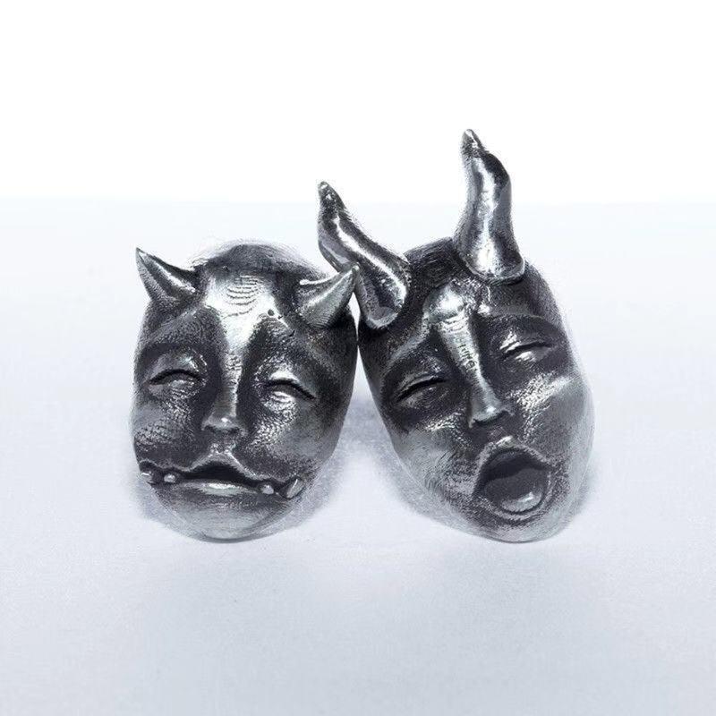 Stud Earrings Personality Silver Plated Gothic Horned Demon Baby Devil Prajna Skull Men Women Biker Punk Ear Jewelry Halloween
Stud Earrings Personality Silver Plated Gothic Horned Demon Baby Devil Prajna Skull Men Women Biker Punk Ear Jewelry Halloween