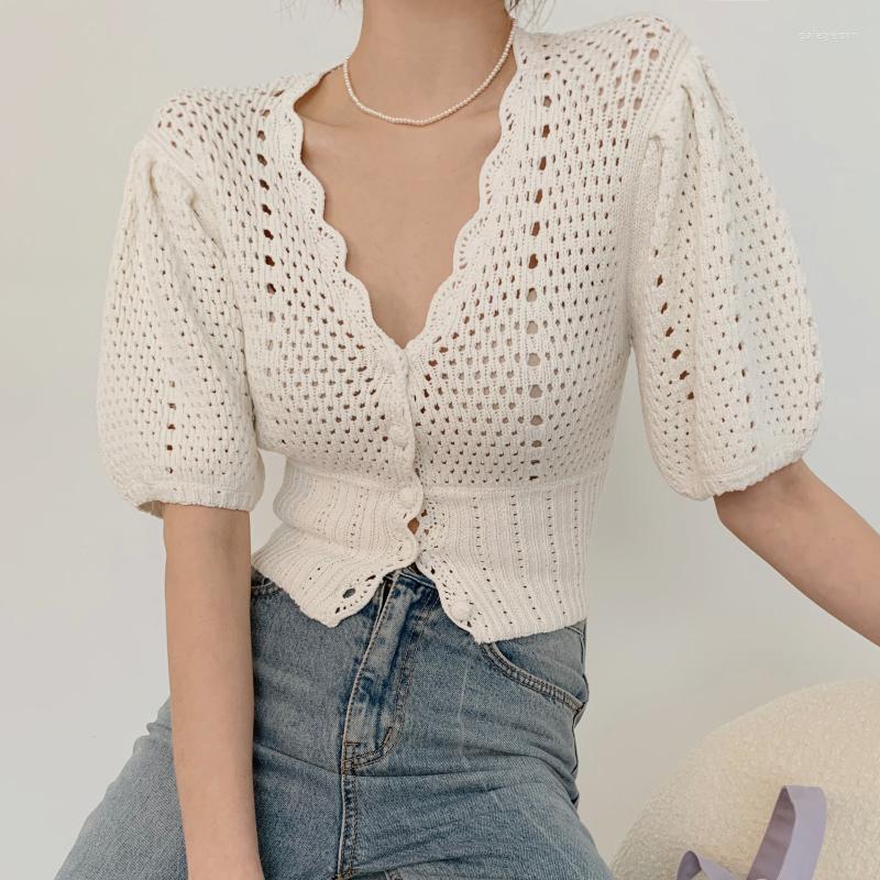 Women's T Shirts Pearl Diary Women Strappy Knitting Tops Summer V Neck Plastic Buttons Front Sleeveless Crop Korean Style Sweet Kawaii Top, White
Women's T Shirts Pearl Diary Women Strappy Knitting Tops Summer V Neck Plastic Buttons Front Sleeveless Crop Korean Style Sweet Kawaii Top, White