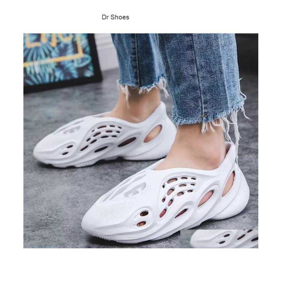Slippers Large Sandal Size Designer Coconut Hole Shoe Men Women Y Slipper Resin Mens Womens Slide Sandals 2022 Drop Delivery Shoes A Dhy4H, White
Slippers Large Sandal Size Designer Coconut Hole Shoe Men Women Y Slipper Resin Mens Womens Slide Sandals 2022 Drop Delivery Shoes A Dhy4H, White