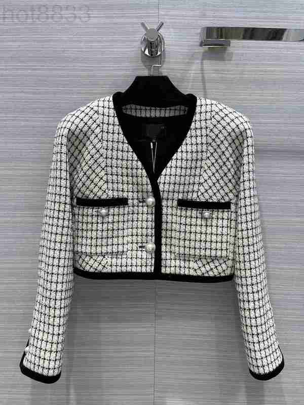 Women' Jackets Designer Milan Runway New Autumn Winter v Neck Long Sleeve Beads Brand Same Style Coats Outerwear 3AF5, Contrast color
Women' Jackets Designer Milan Runway New Autumn Winter v Neck Long Sleeve Beads Brand Same Style Coats Outerwear 3AF5, Contrast color
