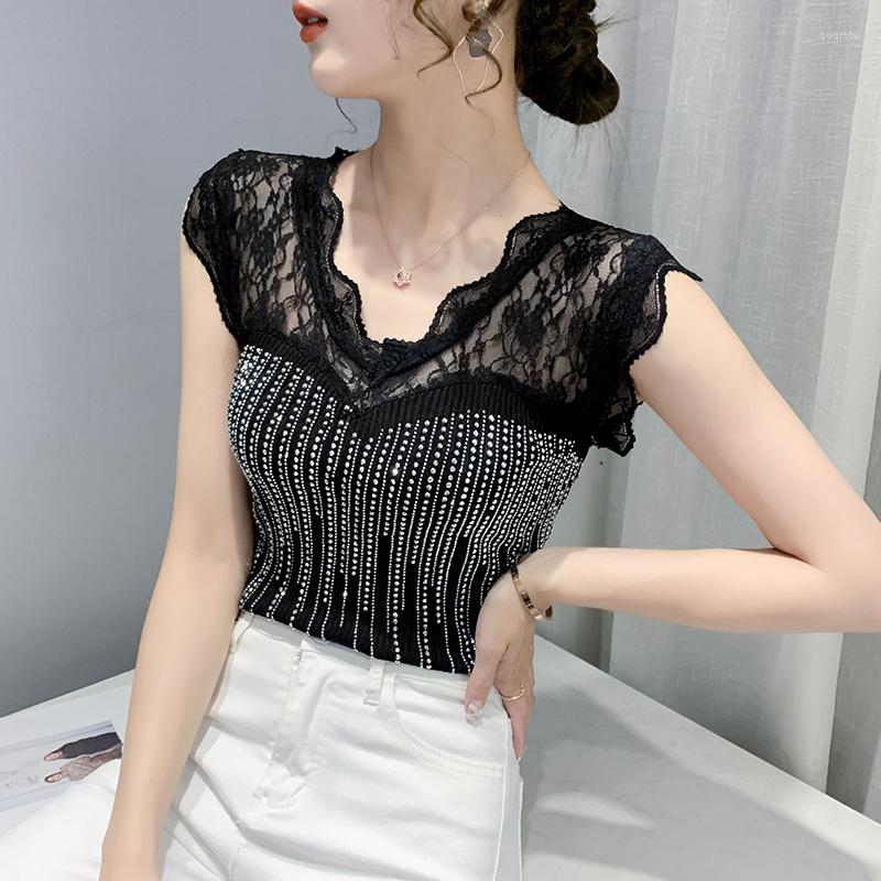 Women' Tanks #5321 Summer Knitted Tops Women Spliced Lace Sexy Short Tank Top Hollow Out Tight Sweater Vest With Diamonds Black White
Women' Tanks #5321 Summer Knitted Tops Women Spliced Lace Sexy Short Tank Top Hollow Out Tight Sweater Vest With Diamonds Black White