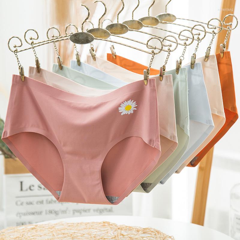 Women's Panties Ladies Ice Silk Graphene Seamless Breathable Mid Waist Antibacterial Briefs, Complexion
Women's Panties Ladies Ice Silk Graphene Seamless Breathable Mid Waist Antibacterial Briefs, Complexion