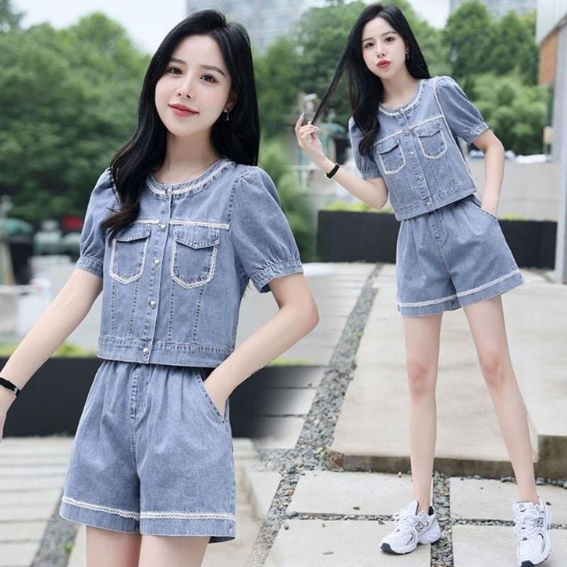 Women's Tracksuits High Street Slim Lady Outfits Two-Piece Set Breathable Denim Shorts Suits 2-piece Outfit Womens Summer Chic Fashion Women, Denim blue
Women's Tracksuits High Street Slim Lady Outfits Two-Piece Set Breathable Denim Shorts Suits 2-piece Outfit Womens Summer Chic Fashion Women, Denim blue