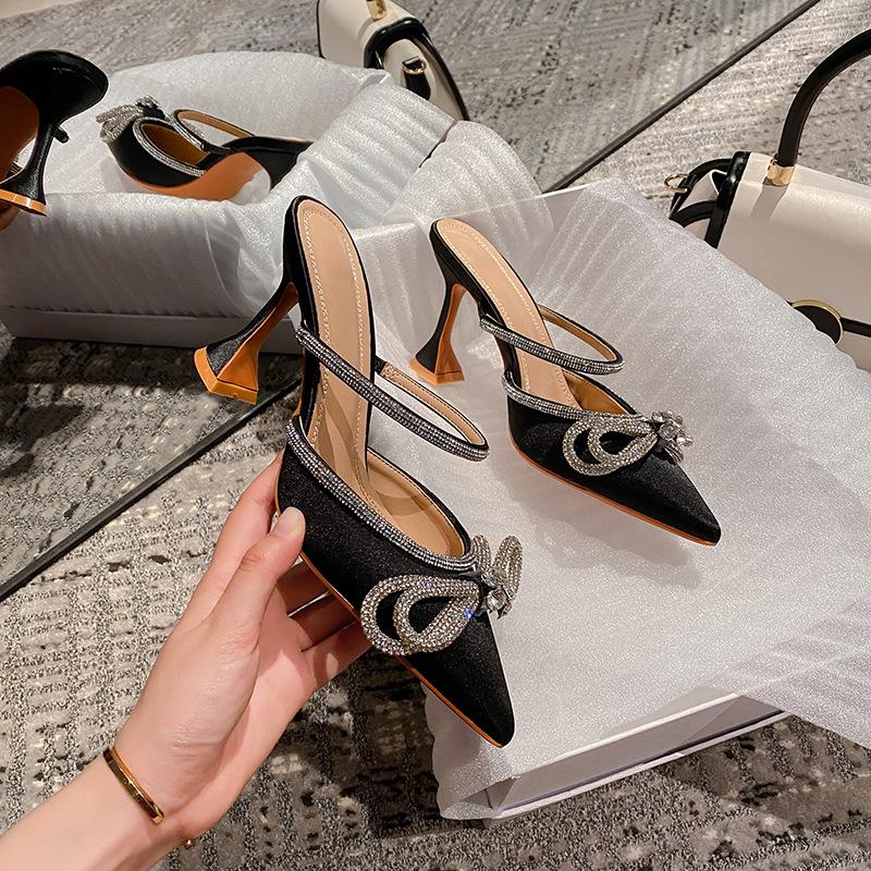 Sandals Pointed Toe High Heels Spring And Autumn Style Baotou Wine Glass With Rhinestone One Word Belt Women's Satin, White(9cm)
Sandals Pointed Toe High Heels Spring And Autumn Style Baotou Wine Glass With Rhinestone One Word Belt Women's Satin, White(9cm)