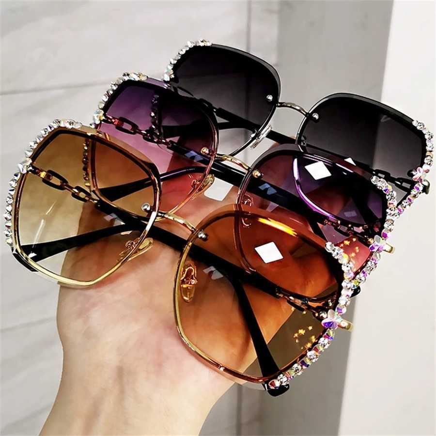 Sunglasses 2023 new Women's anti ultraviolet sunscreen round face thin net red diamond
Sunglasses 2023 new Women's anti ultraviolet sunscreen round face thin net red diamond