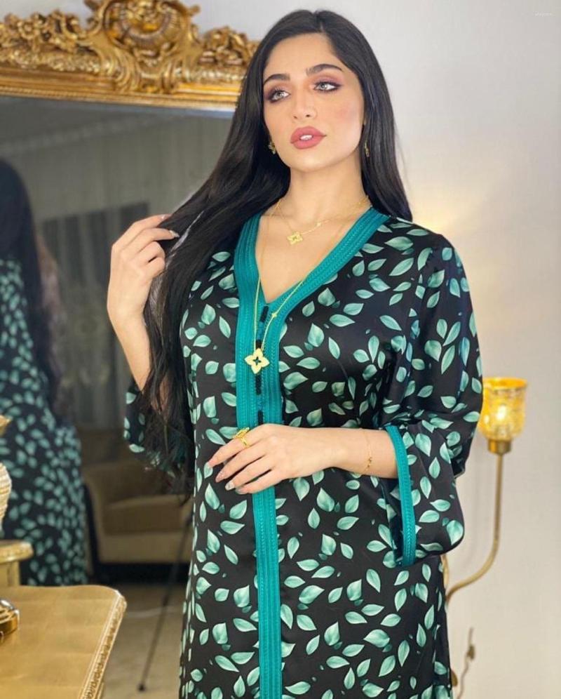 Ethnic Clothing Ramadan Eid Moubarak Green Abaya Dubai Turkey Islam Muslim Robe Longue Satin Long Hijab Dress Abayas Women Djellaba Femme
Ethnic Clothing Ramadan Eid Moubarak Green Abaya Dubai Turkey Islam Muslim Robe Longue Satin Long Hijab Dress Abayas Women Djellaba Femme